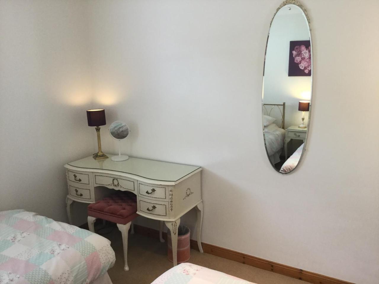 Two-Bedroom Apartment - Golf View Free Parking Inverness Luaran gambar